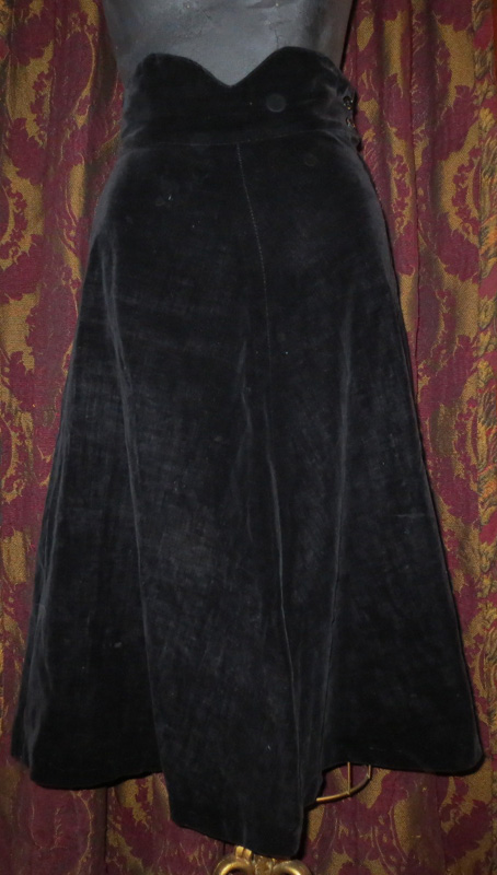Vintage 1950s Black Velvet Swing Skirt Metal Zipper XS